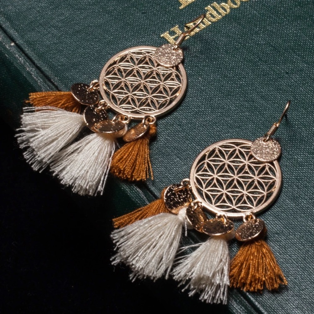 New Gold Tassel Geometric Earrings - Picture 4 of 4